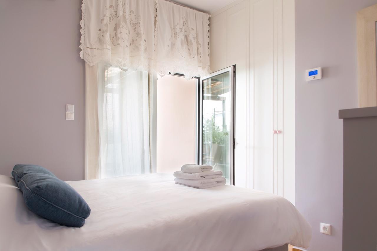 Beautiful Penthouse In With Outside Jacuzzi Apartment Athens