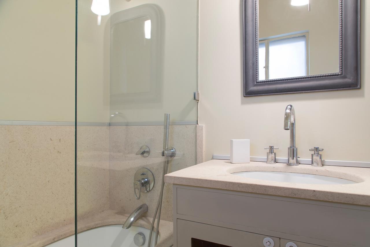 Apartment Beautiful Penthouse In With Outside Jacuzzi Athens